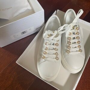 🤍💓 Stuart Weitzman Lether Sneaker💓🤍